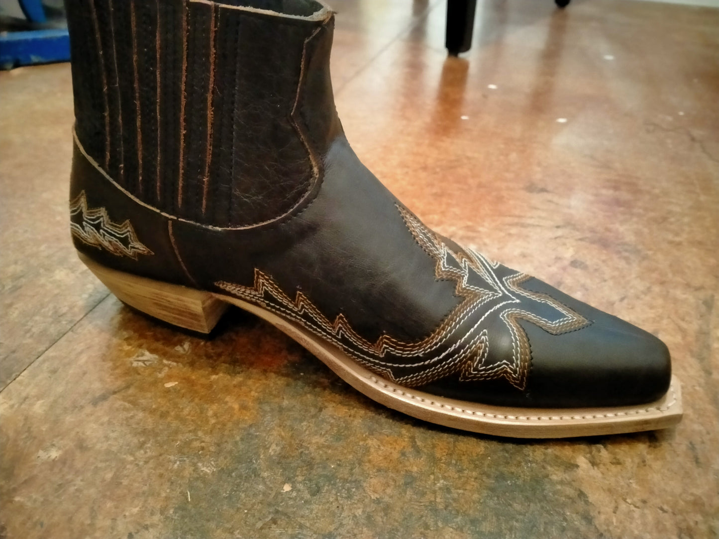 short Cowboy boot