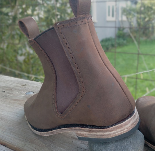 Mens Brogue Chelsea boot