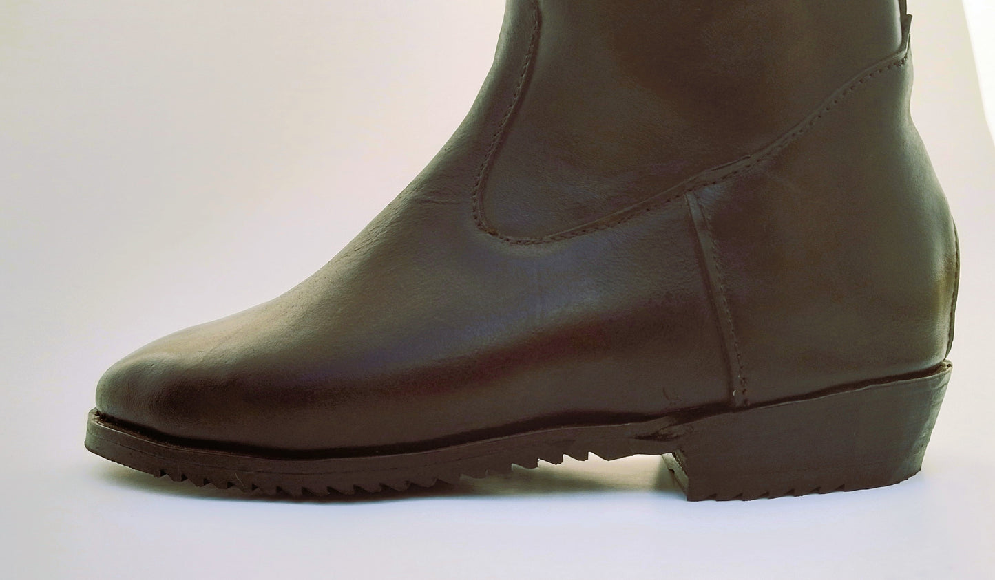 Brown Dressage boot with front zip